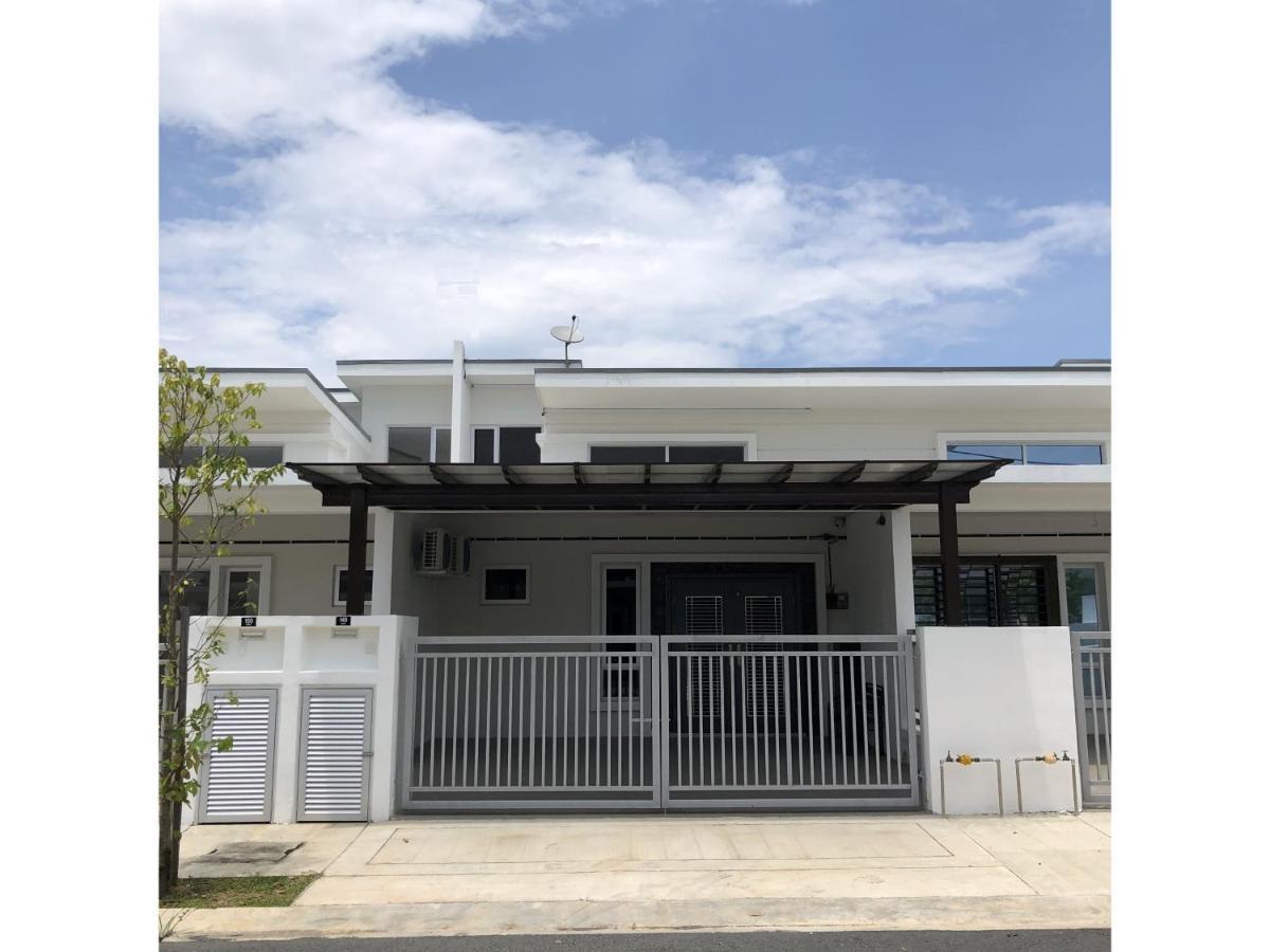 Casastayz Kluang Exterior foto